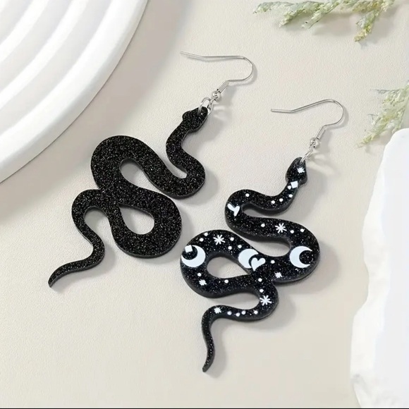 Acrylic Colorful Chinese New Year Astrology Snake Long Dangle Hook Earrings Gift - Picture 2 of 3